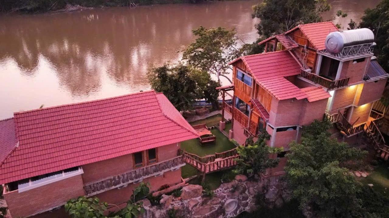 Green Bamboo Lodge Resort Cat Tien Exterior photo